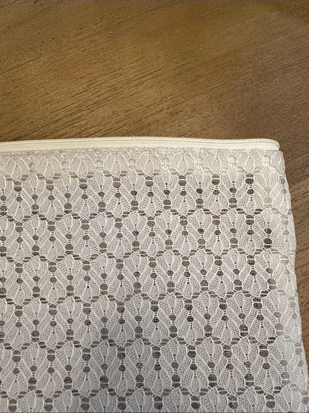 Vintage Lace Zip Pouch Clutch - Cream - Picture 13 of 16